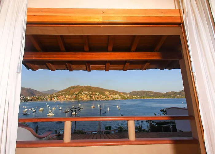 Del Pescador Hotel Zihuatanejo